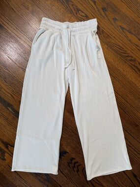 B40 Gilly Hicks Women’s Small Off-White Wide-Leg Drawstring Sweat Pants